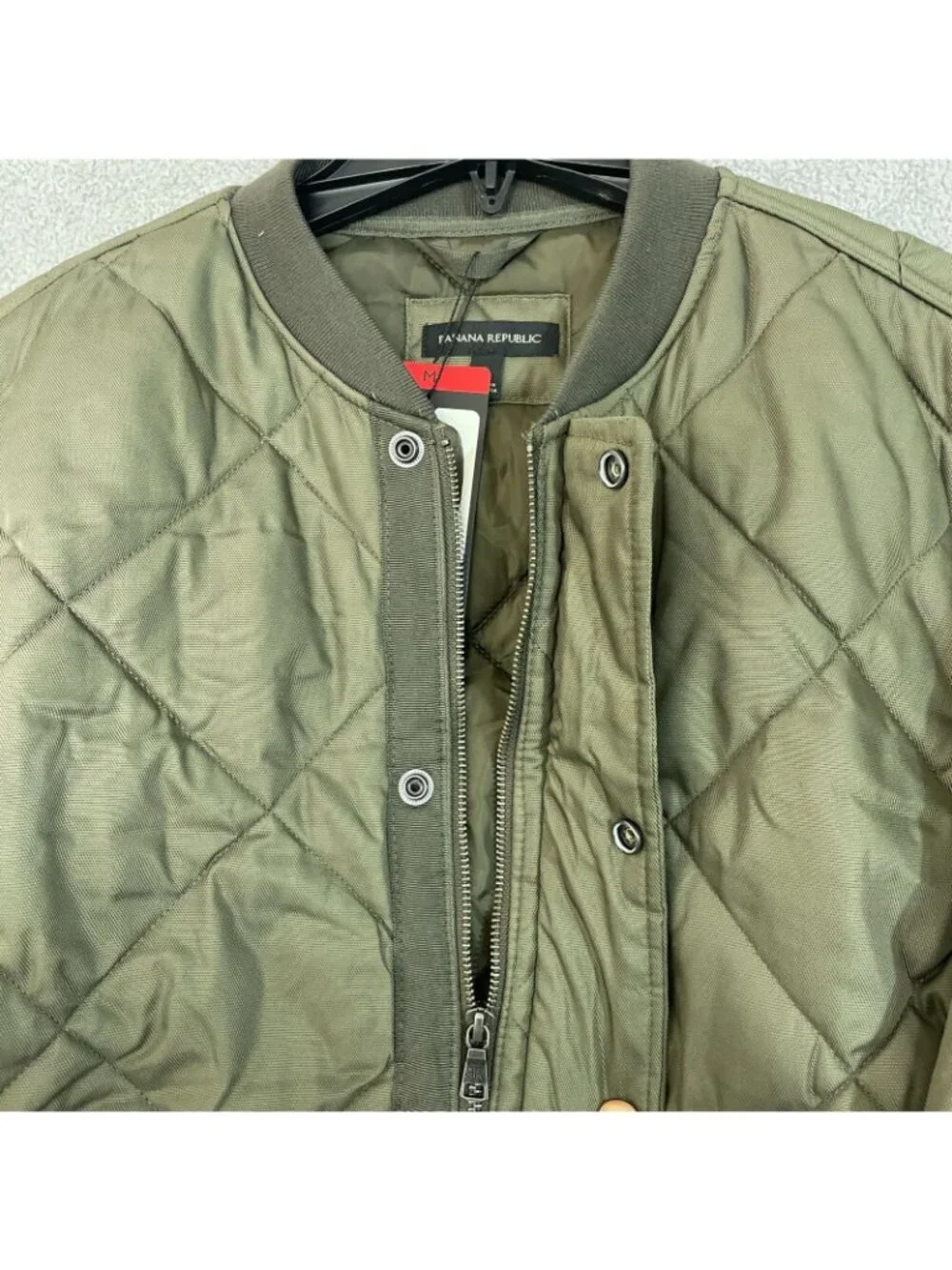NWT Banana Republic Men's M Quilted Bomber Jacket Olive Green Polyester